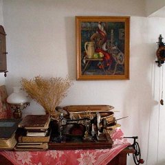 "Der rote Rock" von Fritz Döring an seinem neuen Platz